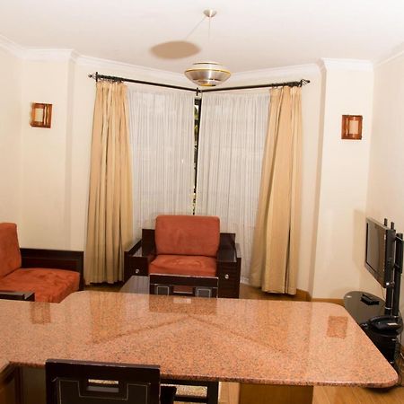 Natural Oak Apartments ไนโรบี ภายนอก รูปภาพ