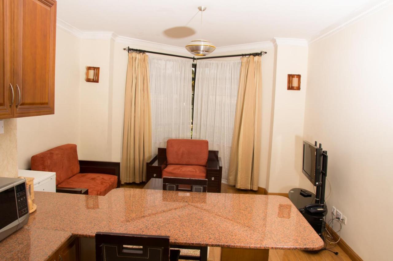 Natural Oak Apartments ไนโรบี ภายนอก รูปภาพ