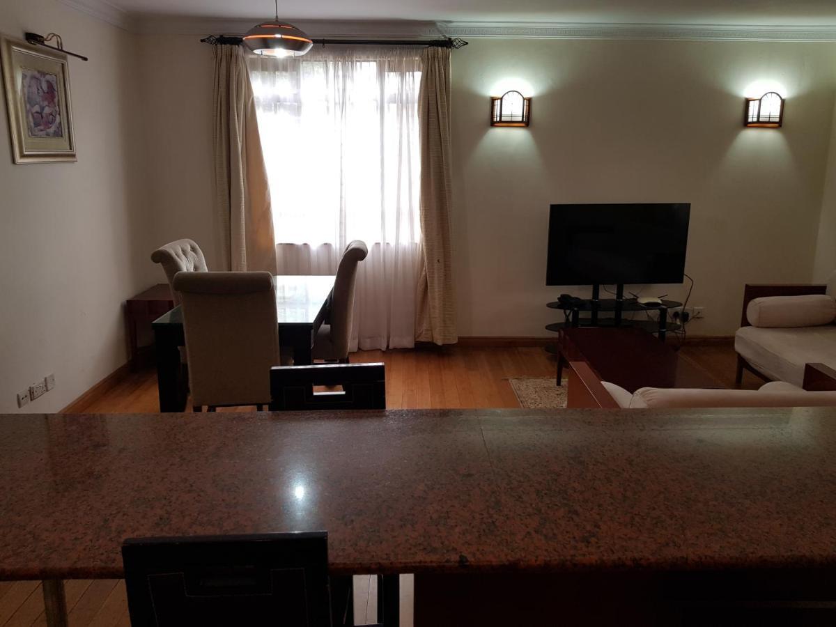 Natural Oak Apartments ไนโรบี ภายนอก รูปภาพ