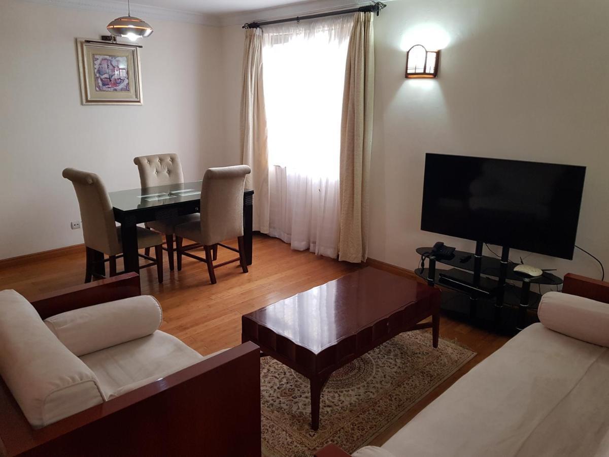 Natural Oak Apartments ไนโรบี ภายนอก รูปภาพ