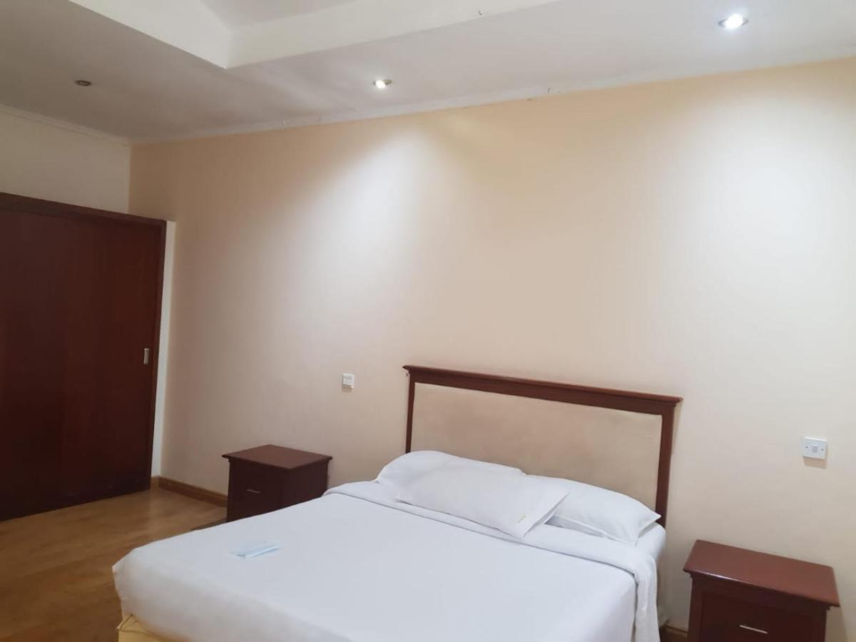 Natural Oak Apartments ไนโรบี ภายนอก รูปภาพ