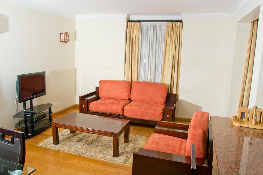 Natural Oak Apartments ไนโรบี ภายนอก รูปภาพ